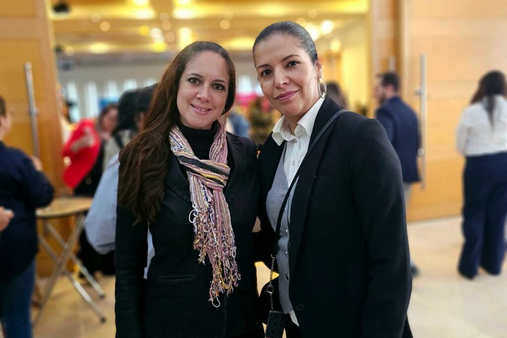 La comunidad de los Colegios Viktor Frankl celebró el segundo Congreso para Padres para analizar el papel de los dispositivos móviles