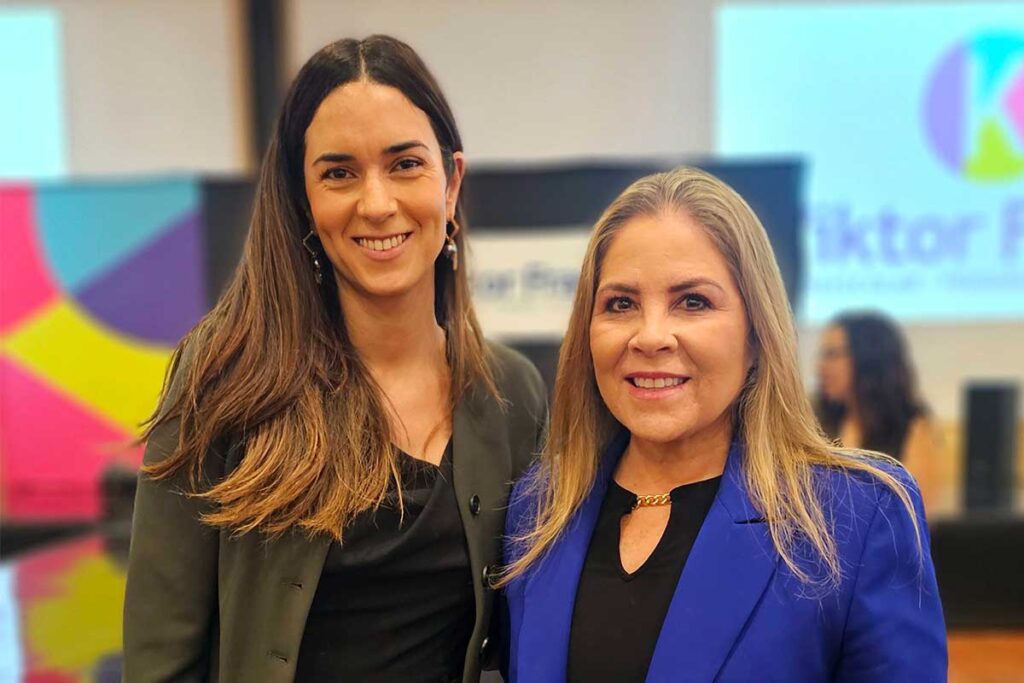 La comunidad de los Colegios Viktor Frankl celebró el segundo Congreso para Padres para analizar el papel de los dispositivos móviles