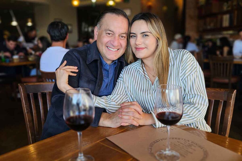 Así fue el octavo aniversario del restaurante queretano La Bocha Náutica, que festejo con sus clientes y amigos