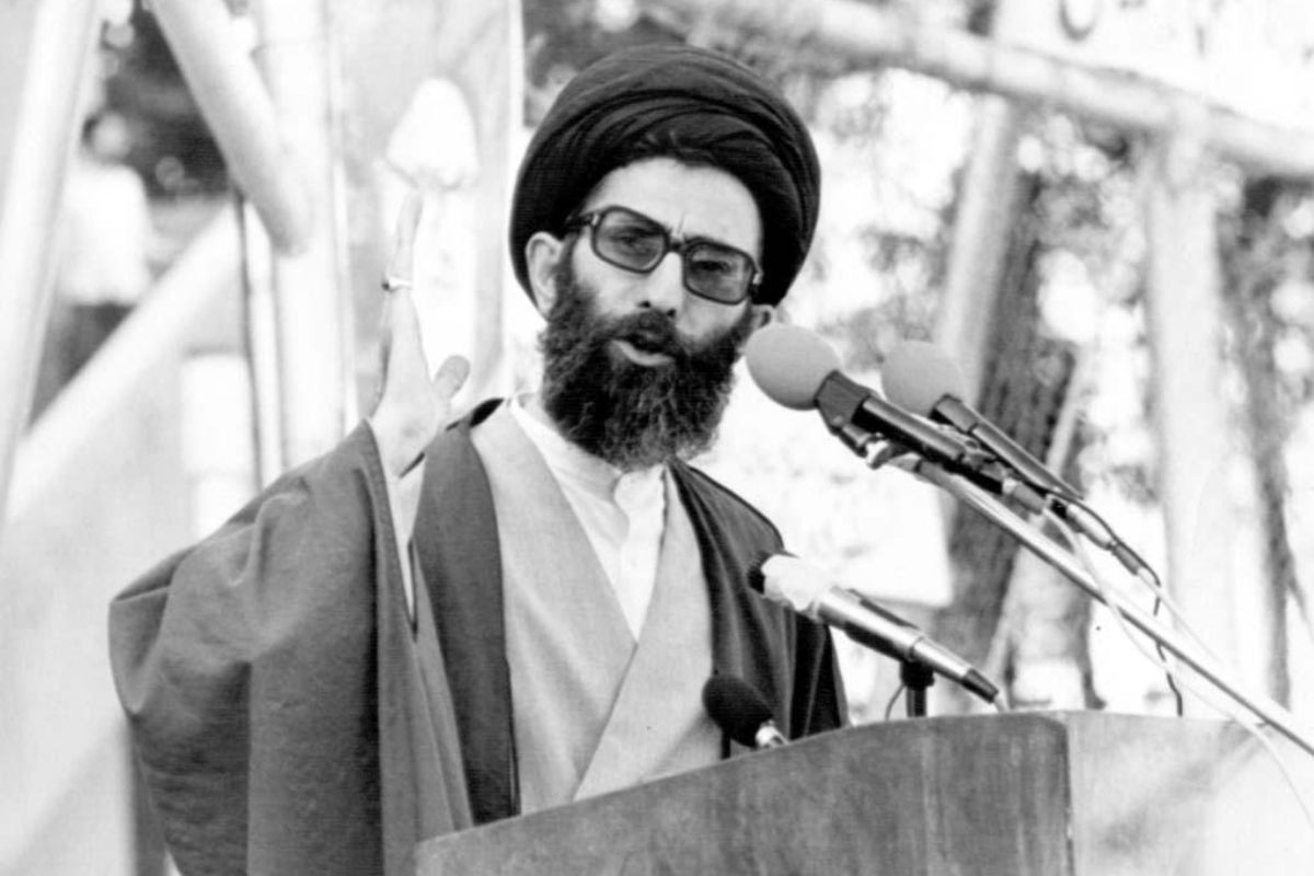 ¿Quién era el ayatolá Alí Jamenei, líder supremo de Irán?