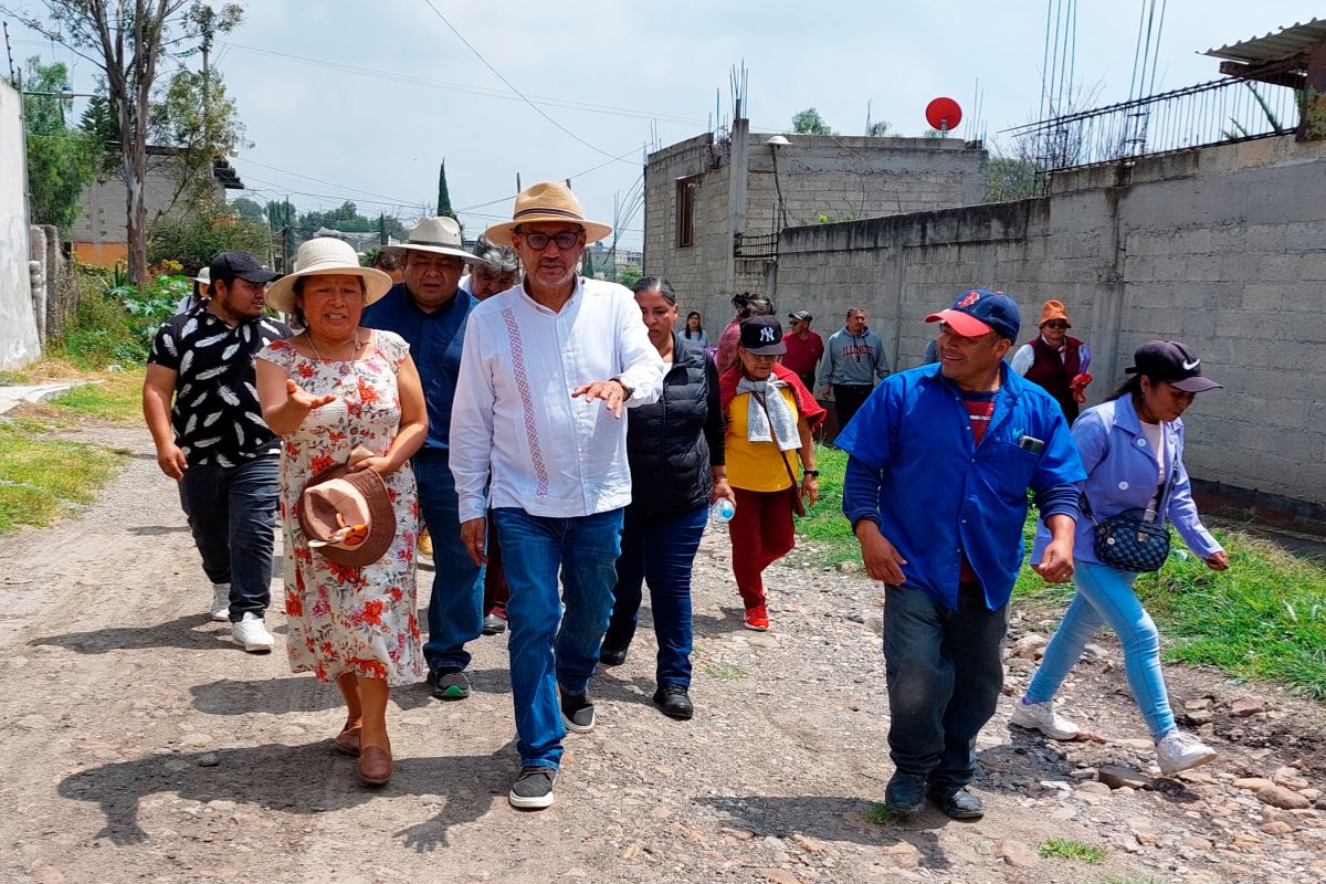 El alcalde Luis Domingo Zenteno Santaella señaló que el plan busca mejorar el abasto de agua, drenaje y saneamiento en el municipio. Foto: Especial