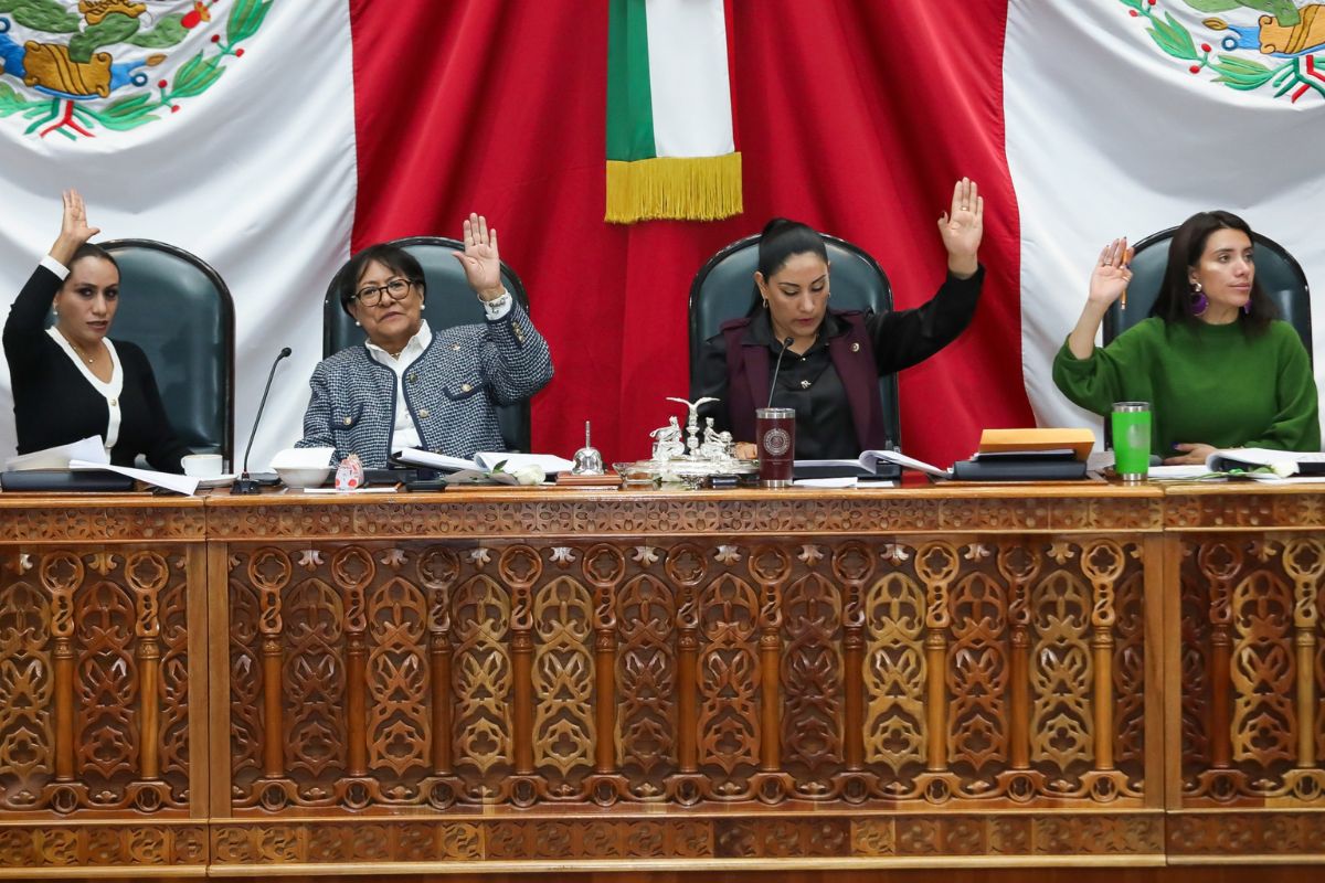 Congreso del Edomex aprobó por unanimidad la nueva ley de bienestar animal. Foto: Especial