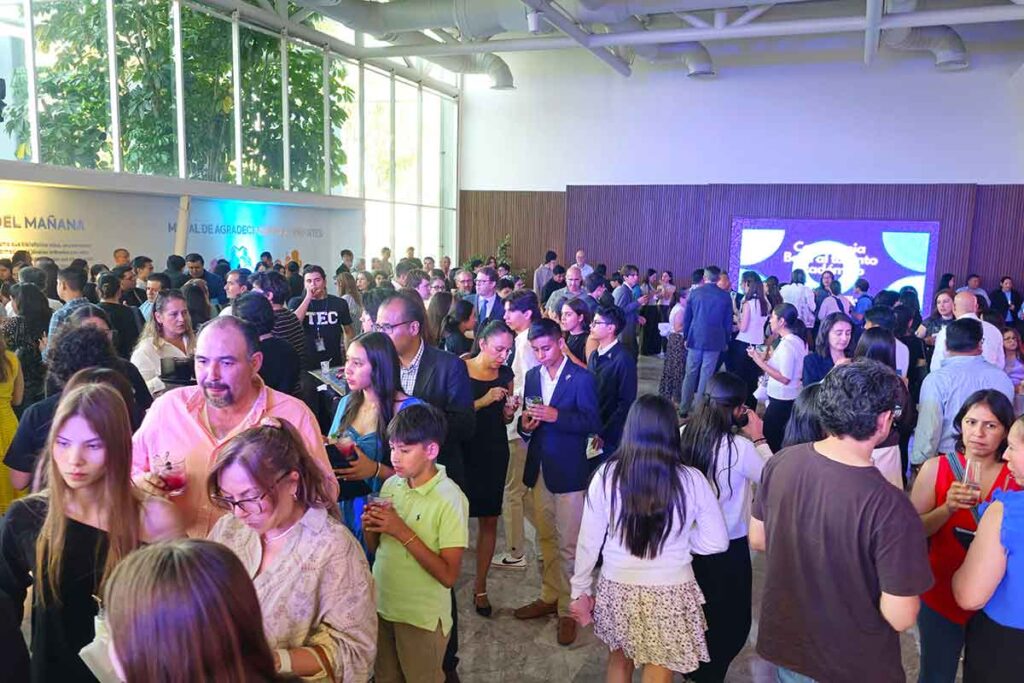 El Tecnológico de Monterrey campus Querétaro celebró la Ceremonia de la Beca al Talento Académico PrepaTec