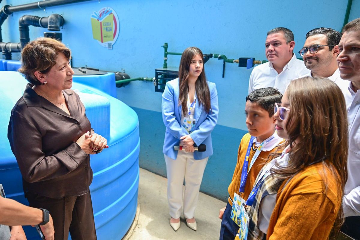 Delfina Gómez encabezó la instalación del sistema mil de captación pluvial en Edomex. Foto: Especial