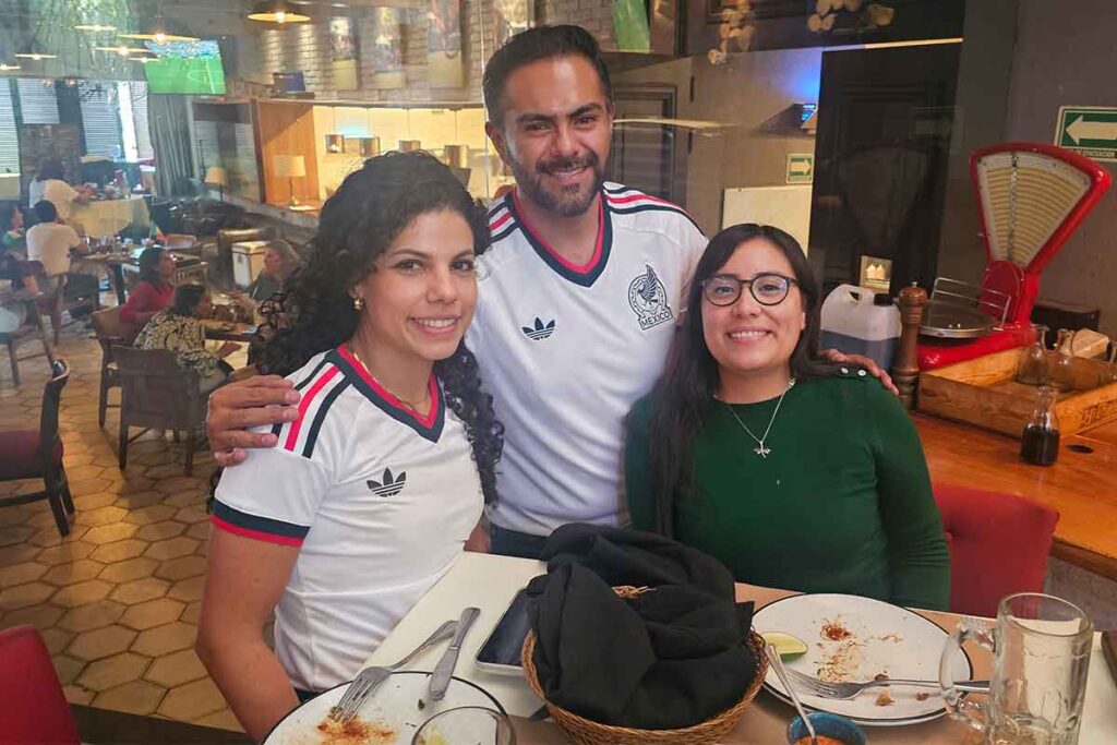 Ambiente mundialista en restaurantes de Querétaro