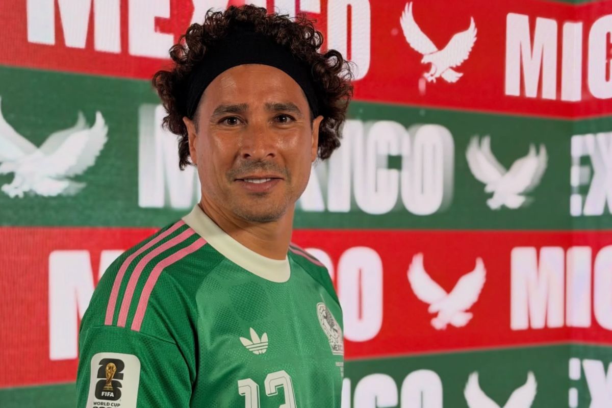 El arquero mexicano disputará su sexta Copa del Mundo 20 años después de haber sido convocado por primera vez a un Mundial. Foto: Especial