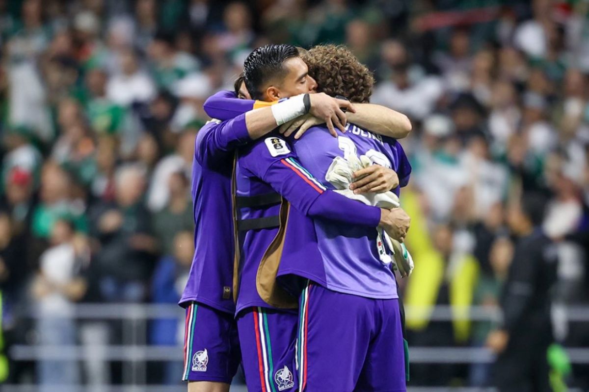 El ingreso de nuevas generaciones de porteros marca el inicio de una transición en la portería de la Selección Mexicana tras la era Ochoa. Foto: Especial
