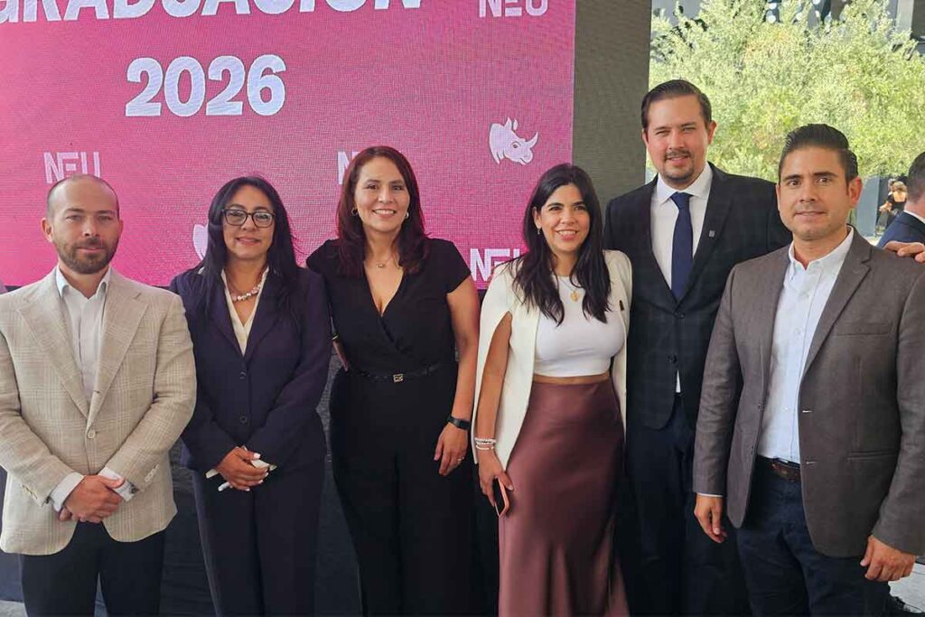 Graduación de la tercera generación de la New Element University