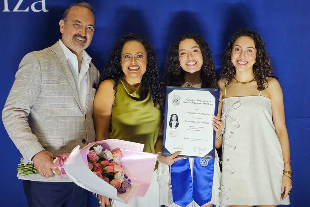 El Tec de Monterrey campus Querétaro celebró la graduación de la generación junio 2026