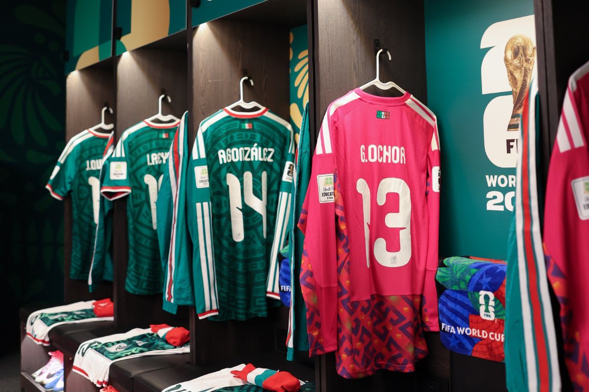 El equipo mexicano mostró unión y alegría luego de sumar tres puntos en fase de grupos. Foto: Selección Nacional