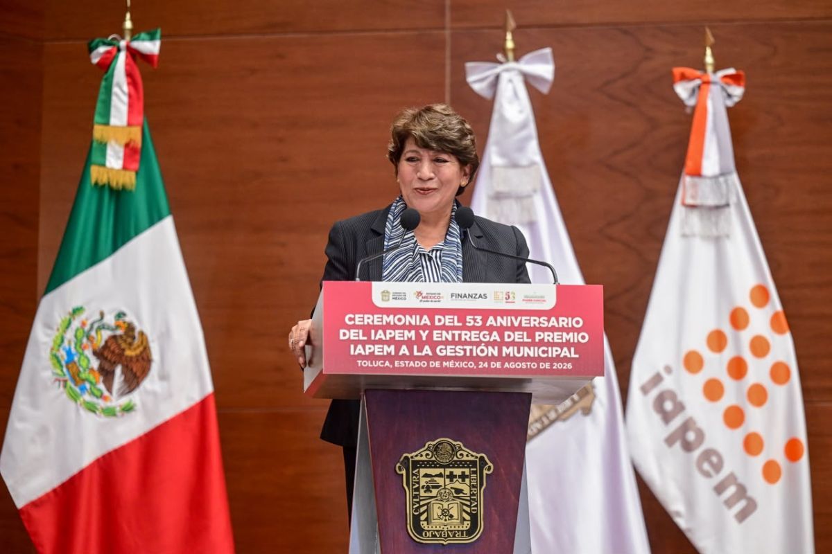 Delfina Gómez Álvarez destacó que una gestión pública cercana y profesional debe traducirse en mejores servicios y soluciones para las comunidades mexiquenses. Foto: GEM