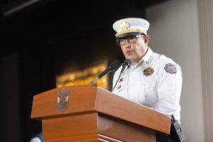 Reconocen a Bomberos de San Juan del Río por su labor en Querétaro